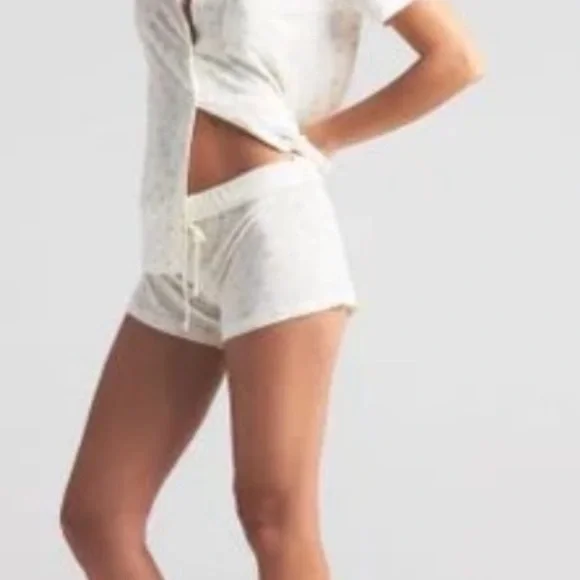 SKIMS NWT Soft Lounge Sleep Top - Marble Garden Print - Picture 4 of 5